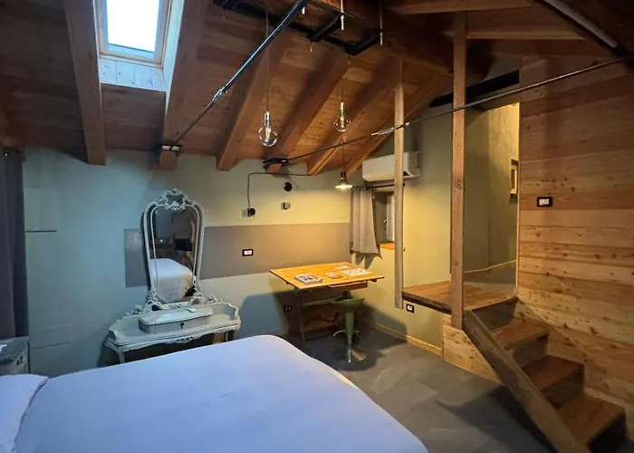 Riverside Pierre Konukevi 3*